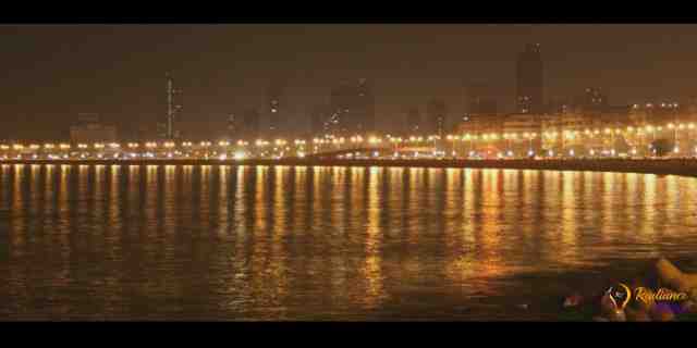 Most Favourite Place in Monsoon- Mumbai's Marine Lines